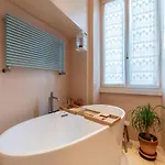 Hospitalityrome Testaccio Tiber View דירה רומא